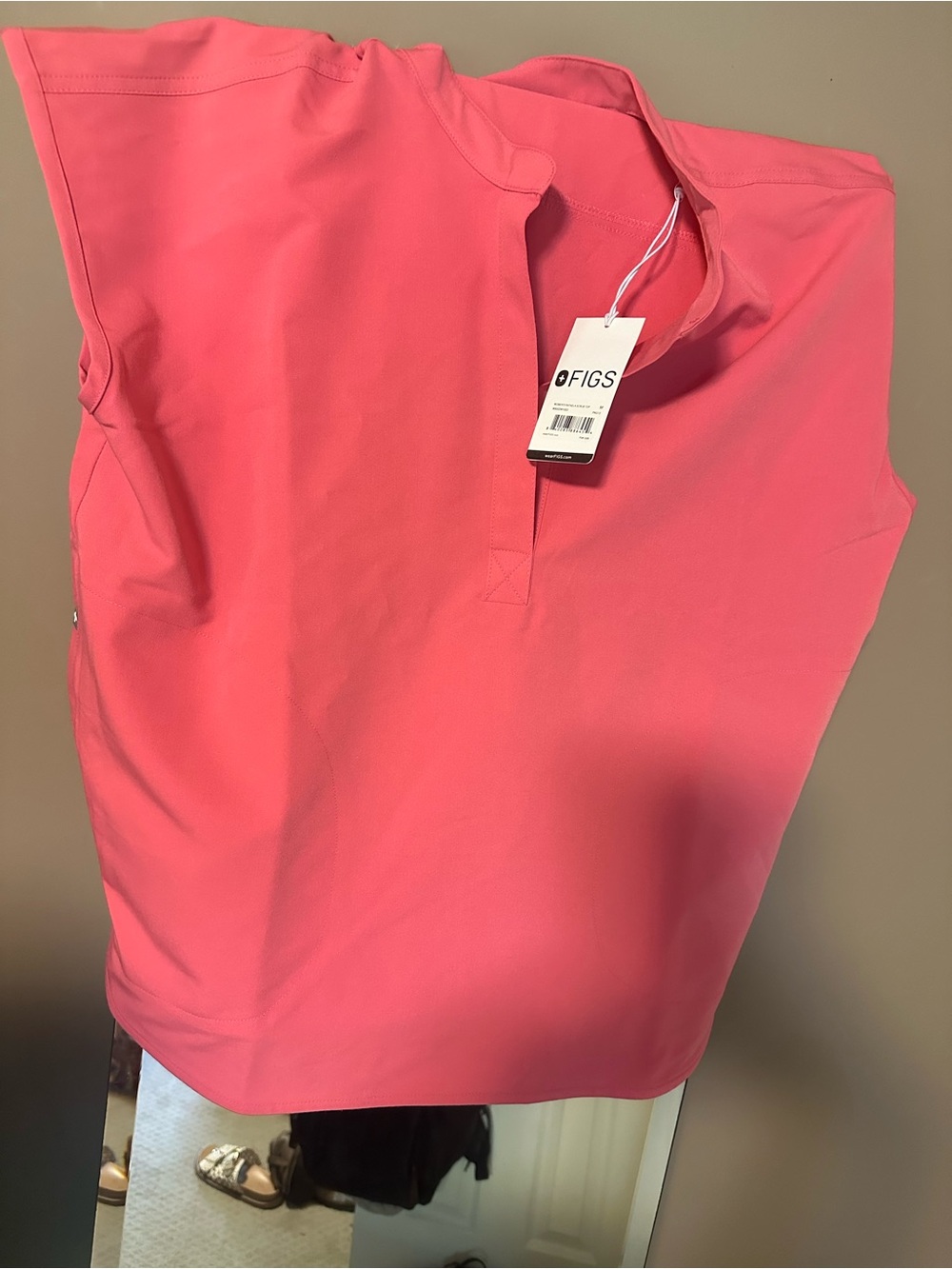 Figs Coral Pink Scrub Top with Tag - Picture 5 of 5